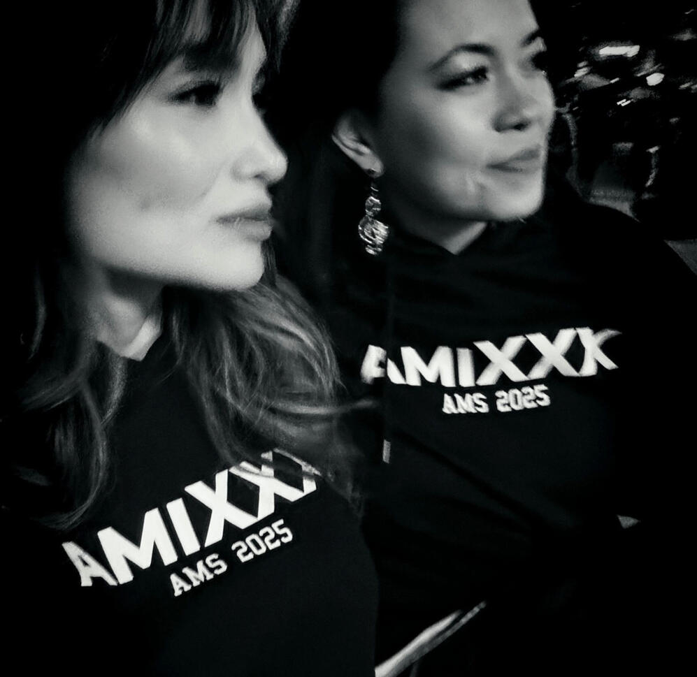 marchandies - friends wear